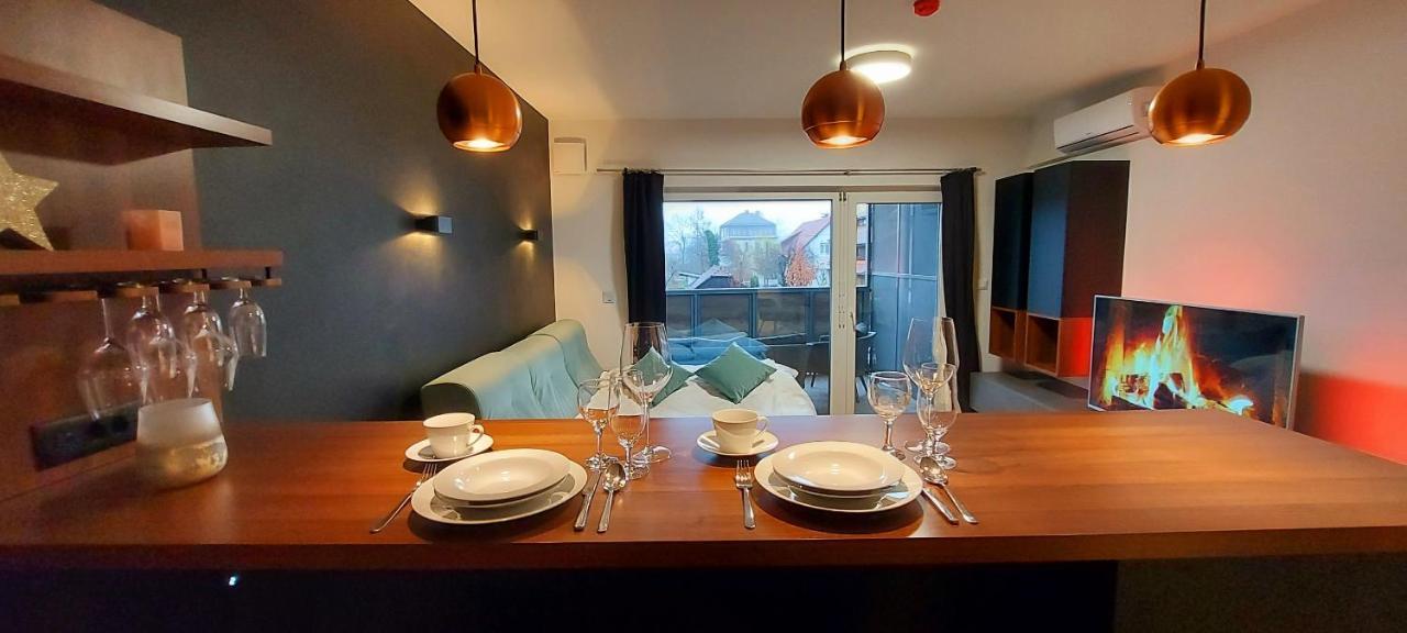 Bed & Breakfast Rezidenca Pipanova Ljubljana Luaran gambar