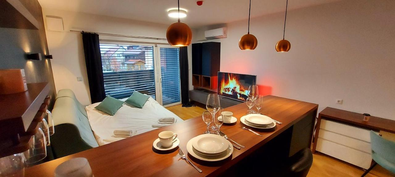 Bed & Breakfast Rezidenca Pipanova Ljubljana Luaran gambar