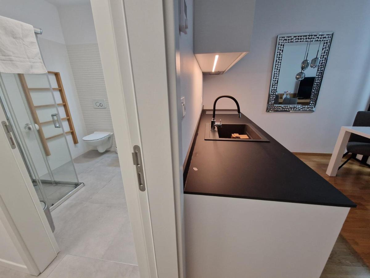 Bed & Breakfast Rezidenca Pipanova Ljubljana Luaran gambar