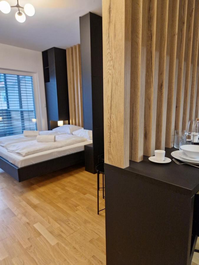 Bed & Breakfast Rezidenca Pipanova Ljubljana Luaran gambar