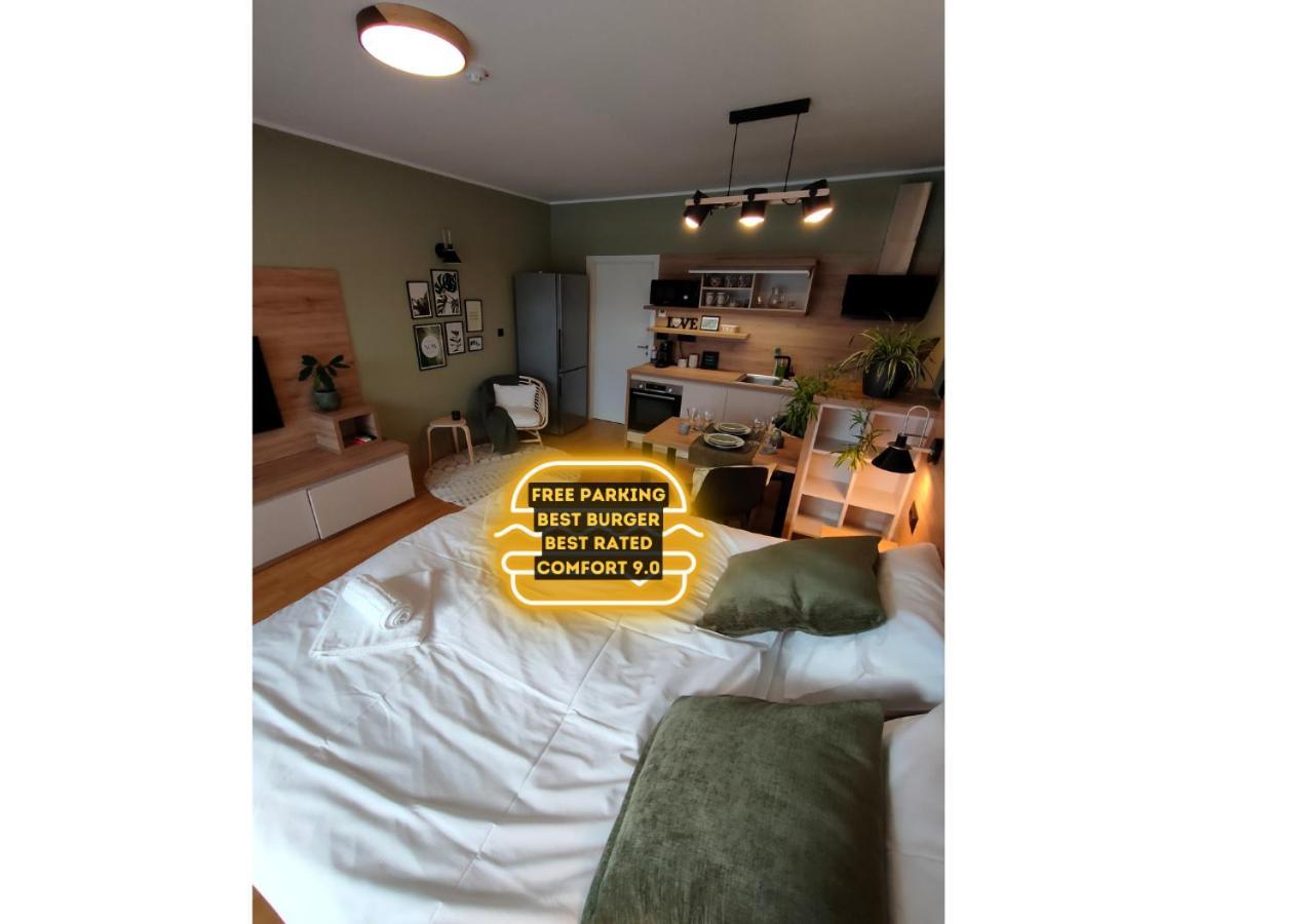 Bed & Breakfast Rezidenca Pipanova Ljubljana Luaran gambar
